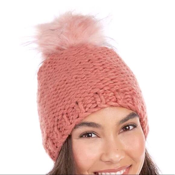 ECHO NEW YORK Dusty Rose Chunky Knit Pom Beanie - Picture 1 of 6